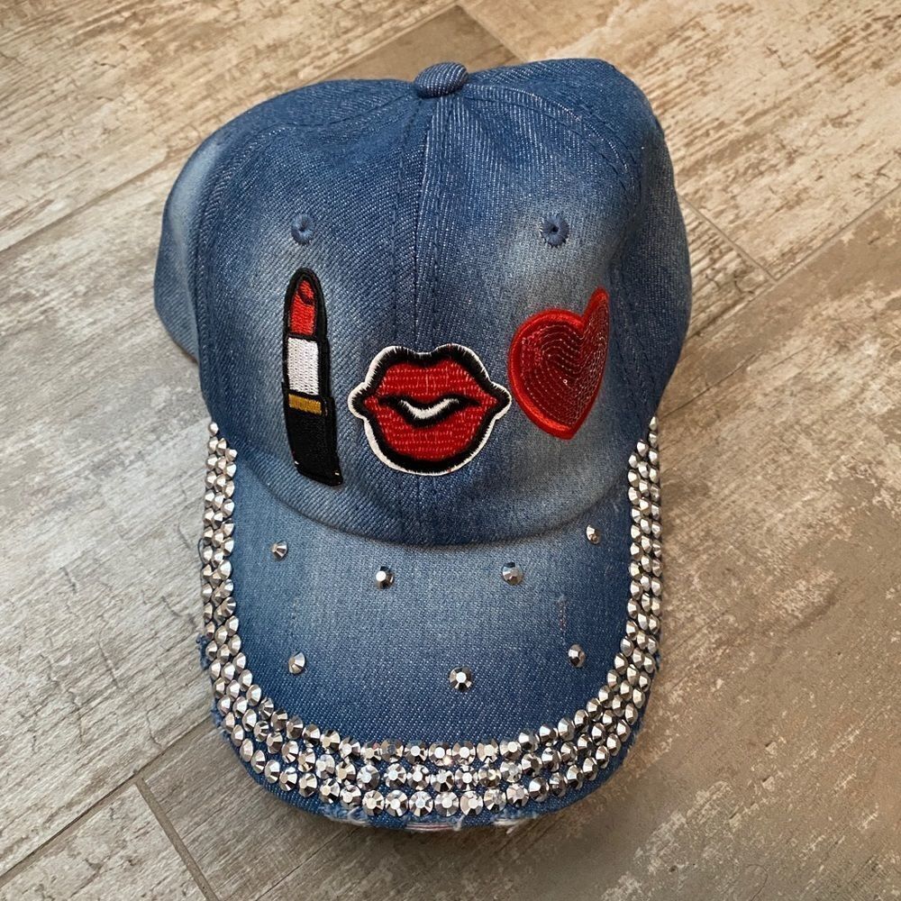 Lipstick Rhinestone Denim Hat 